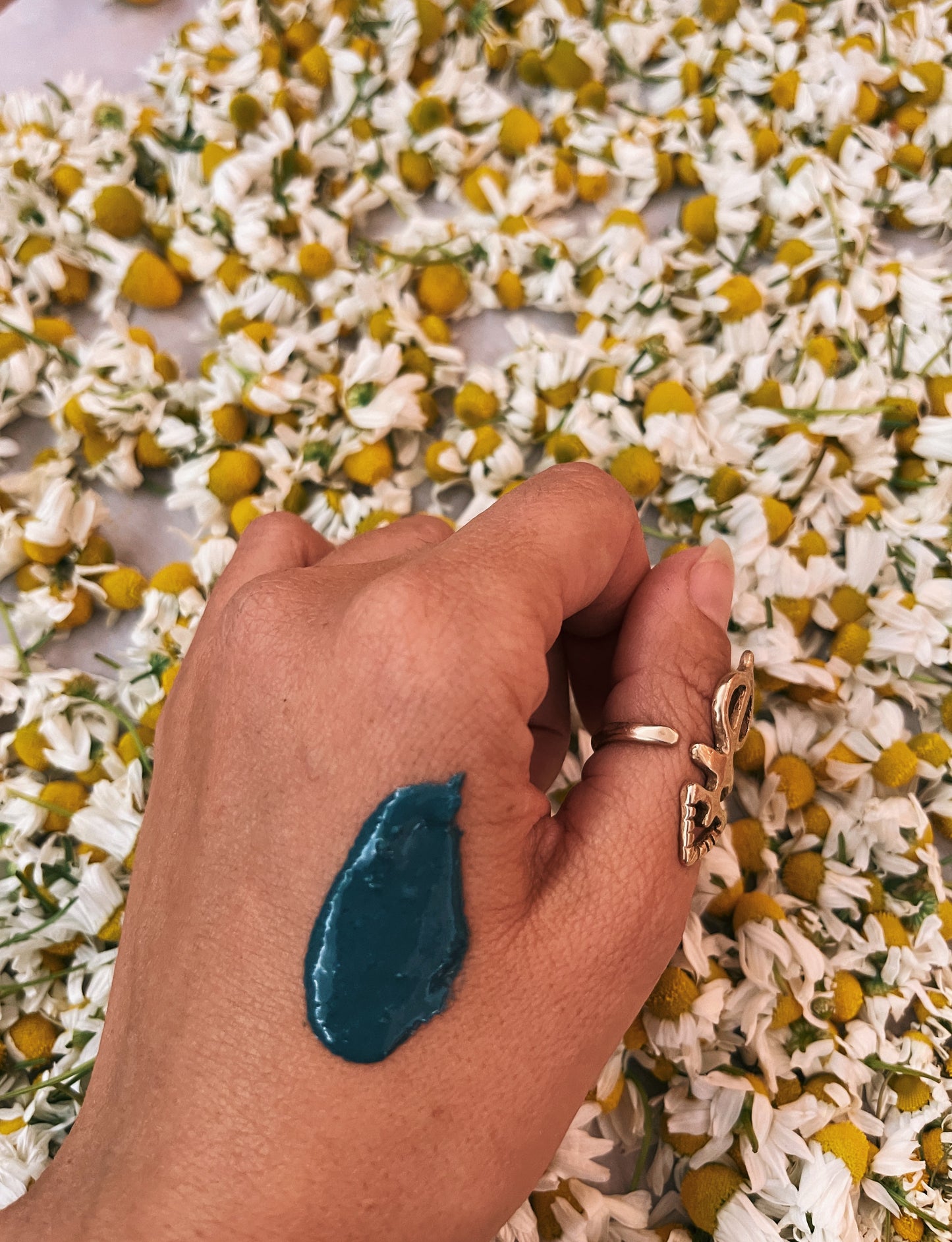 Of Earth + Sea {Seaweed & Blue Clay rejuvenating + brightening face mask}
